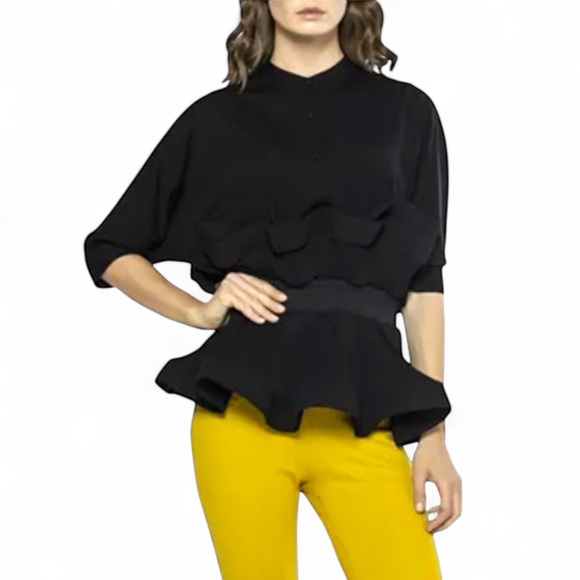 RARE! 🖤 GRACIA Black Stretch Ruffled Short Sleeve Peplum Top | Large | Like New - Picture 1 of 8